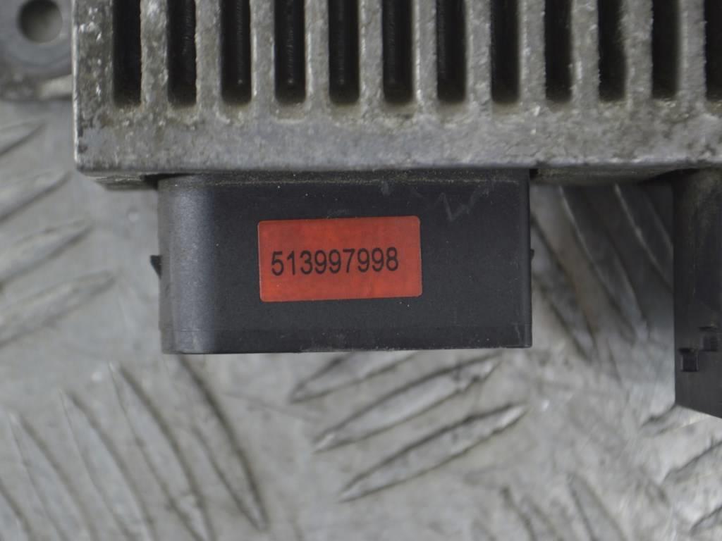 Реле накала свечей Renault Master 3 (2010-2019) 8200558438