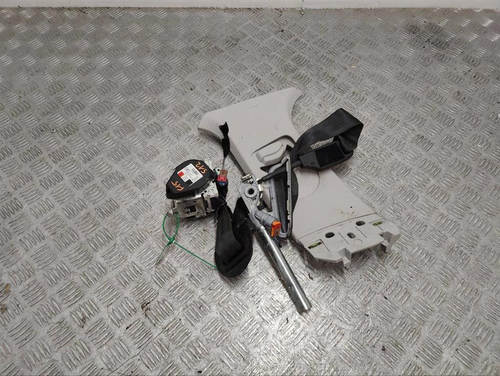 Ремень безопасности передний левый