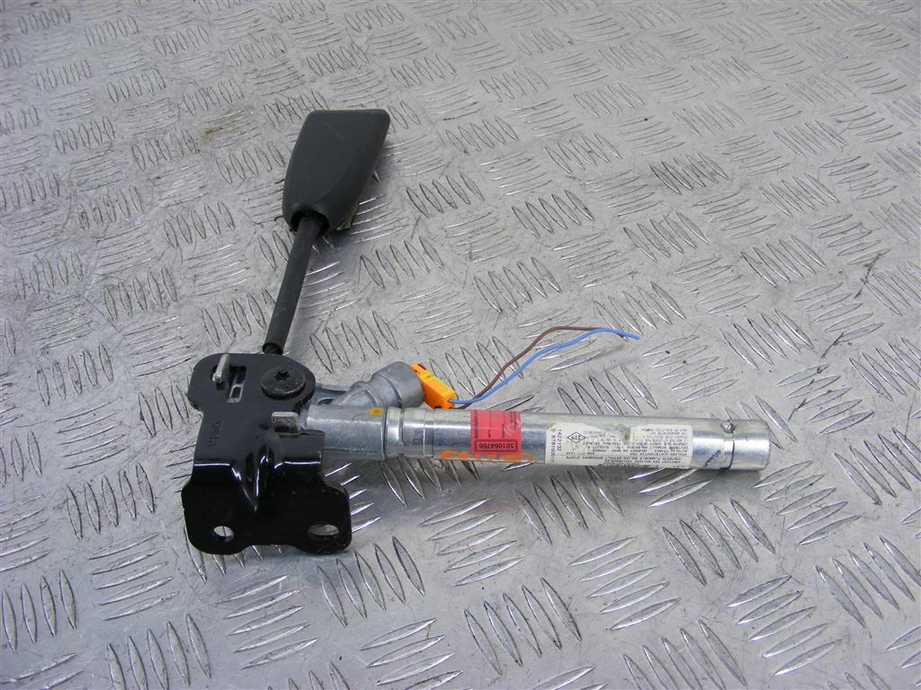 Ремень безопасности передний правый Renault Megane 3 (2008-2019) 878160011