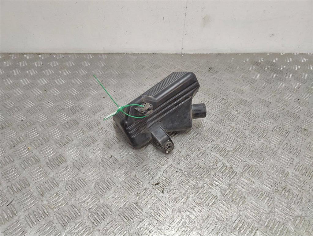 Резонатор воздушного фильтра