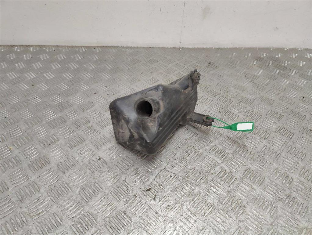 Резонатор воздушного фильтра