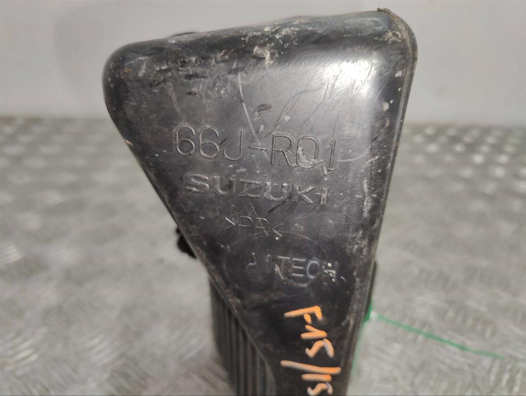 Резонатор воздушного фильтра