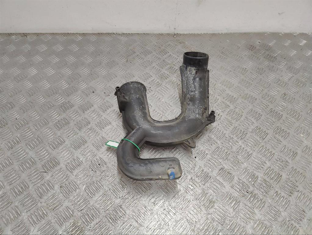 Резонатор воздушного фильтра