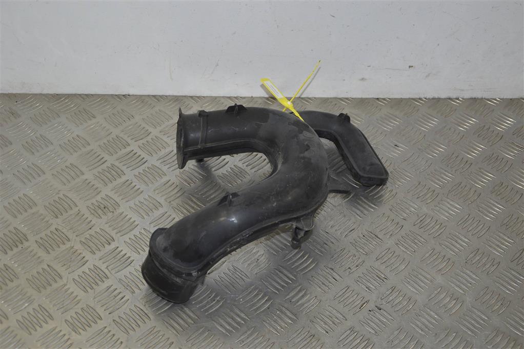 Резонатор воздушного фильтра