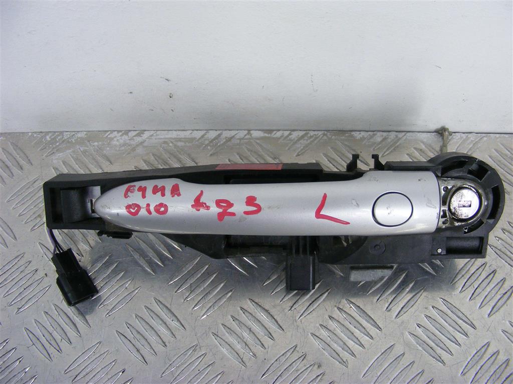 Ручка наружная передняя левая Renault Laguna 3 (2007-2015) 8200390052