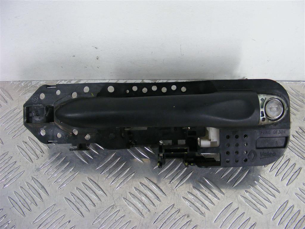 Ручка наружная передняя левая Renault Megane 3 (2008-2019) 806070032R