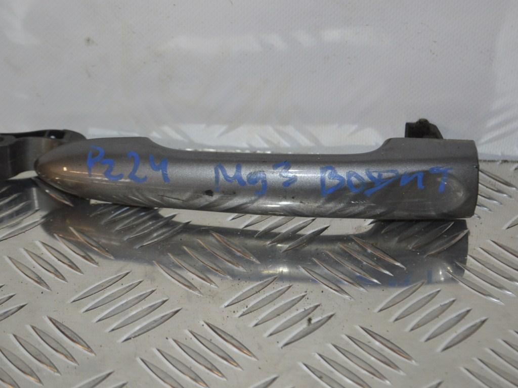 Ручка наружная передняя левая Renault Megane 3 (2008-2019)