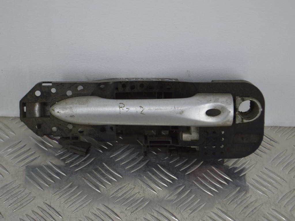 Ручка наружная передняя левая Renault Scenic 3 (2008-2015) 806070032R