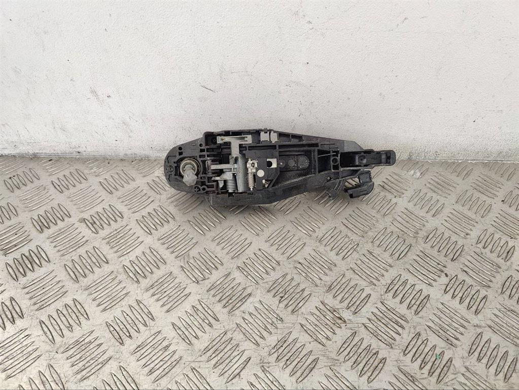 Ручка наружная передняя левая