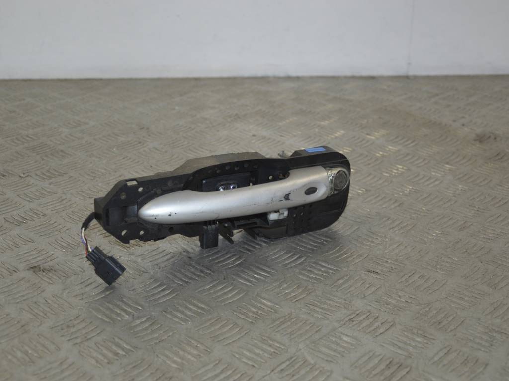 Ручка наружная передняя левая