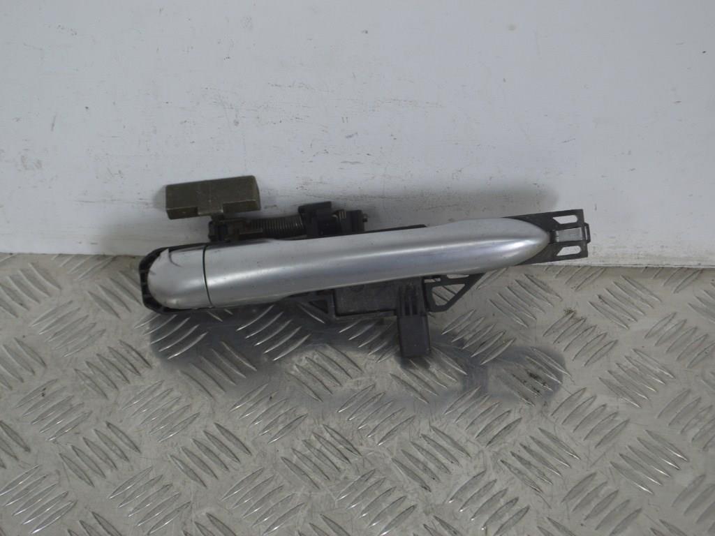 Ручка наружная передняя правая Renault Espace 4 (2003-2010) 8200008431