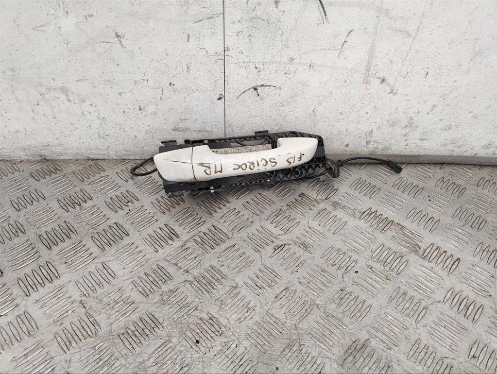 Ручка наружная передняя правая