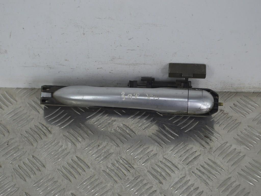 Ручка наружная задняя левая Renault Laguna 2 (2001-2007) 8200004746