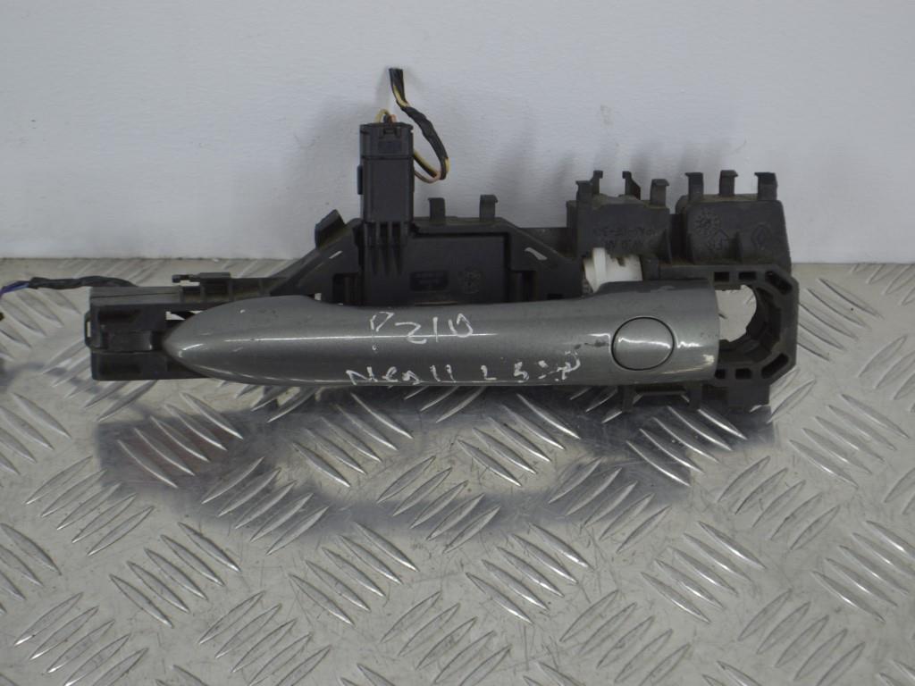 Ручка наружная задняя левая Renault Megane 2 (2002-2008) 8200028464