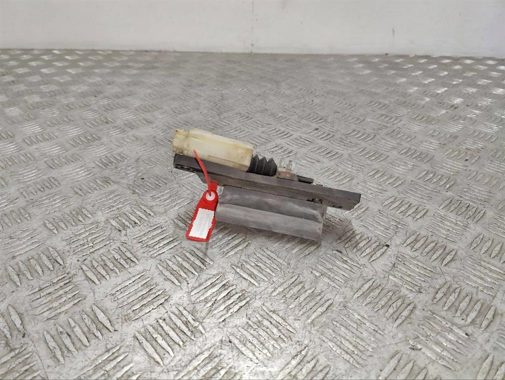 Ручка открывания багажника