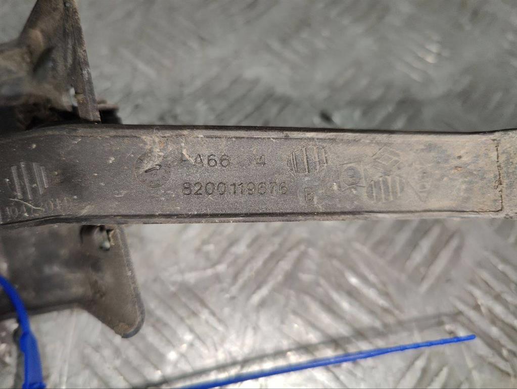 Ручка открывания капота