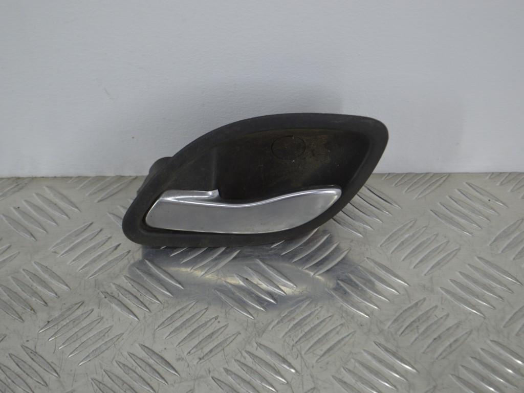 Ручка внутренняя передняя левая Renault Laguna 2 (2001-2007) 8200000723