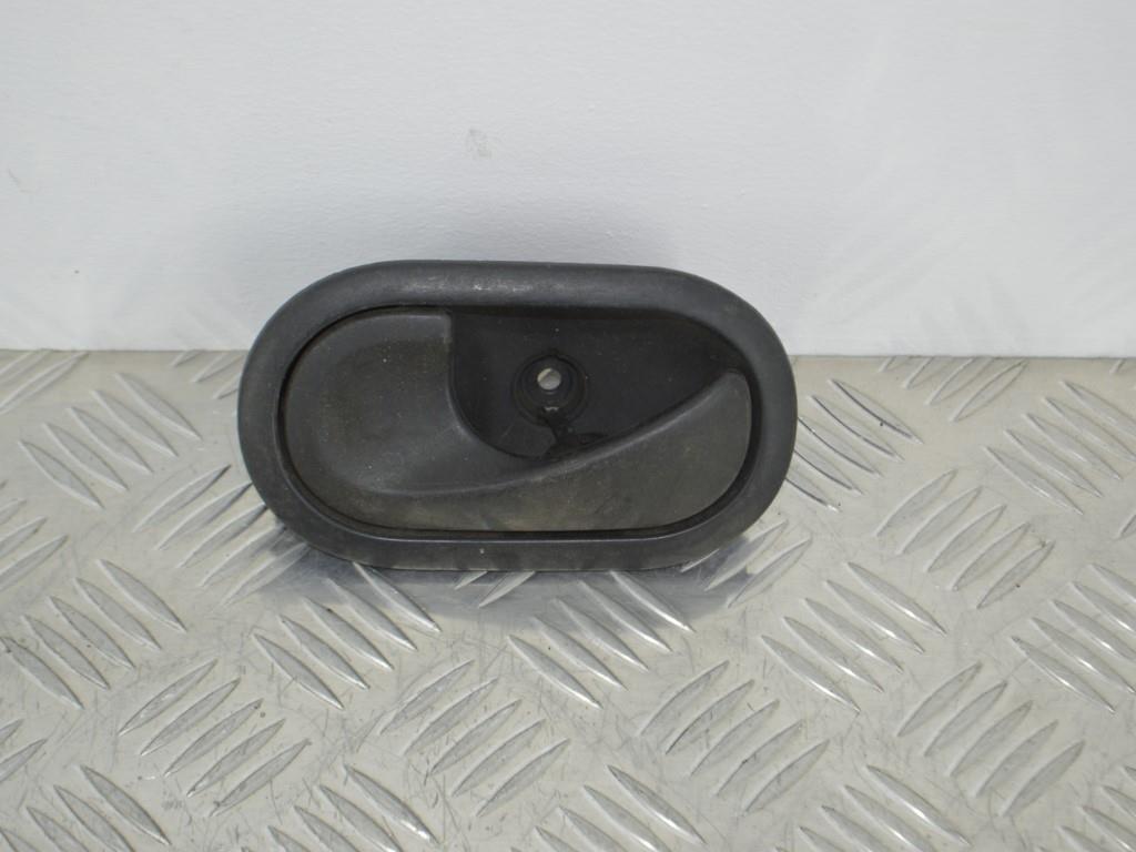 Ручка внутренняя передняя левая