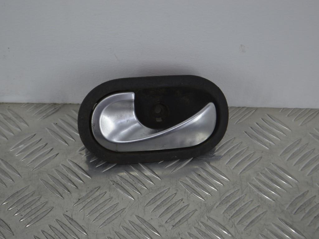 Ручка внутренняя передняя левая