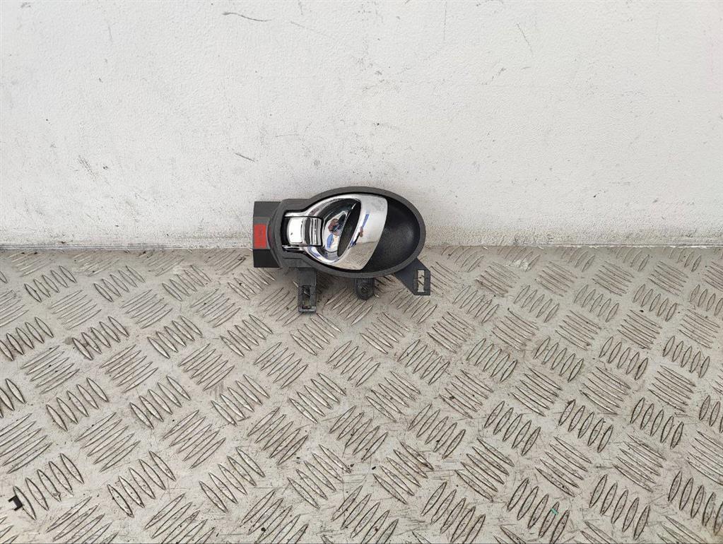 Ручка внутренняя передняя левая