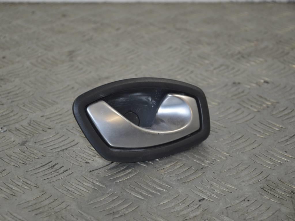 Ручка внутренняя передняя правая