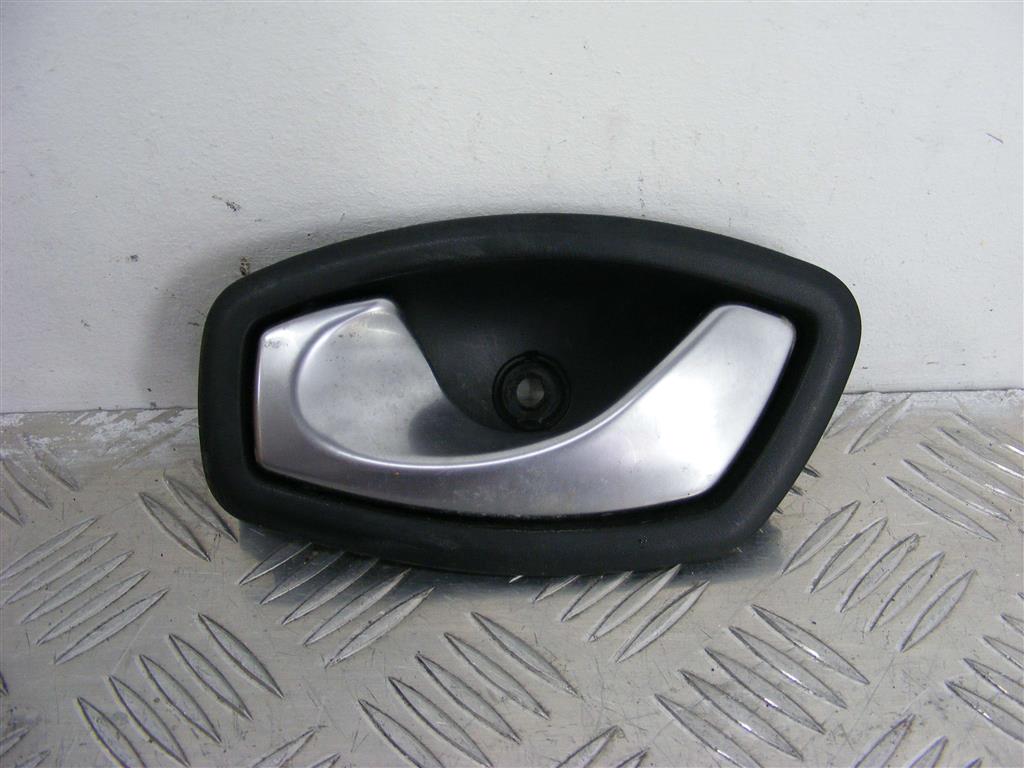 Ручка внутренняя задняя левая