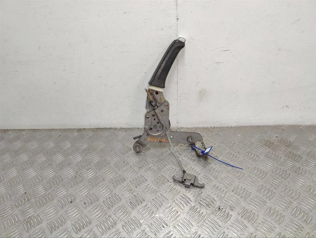 Рычаг ручного тормоза (ручника)