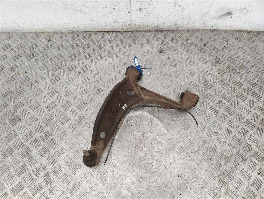 Рычаг задний правый