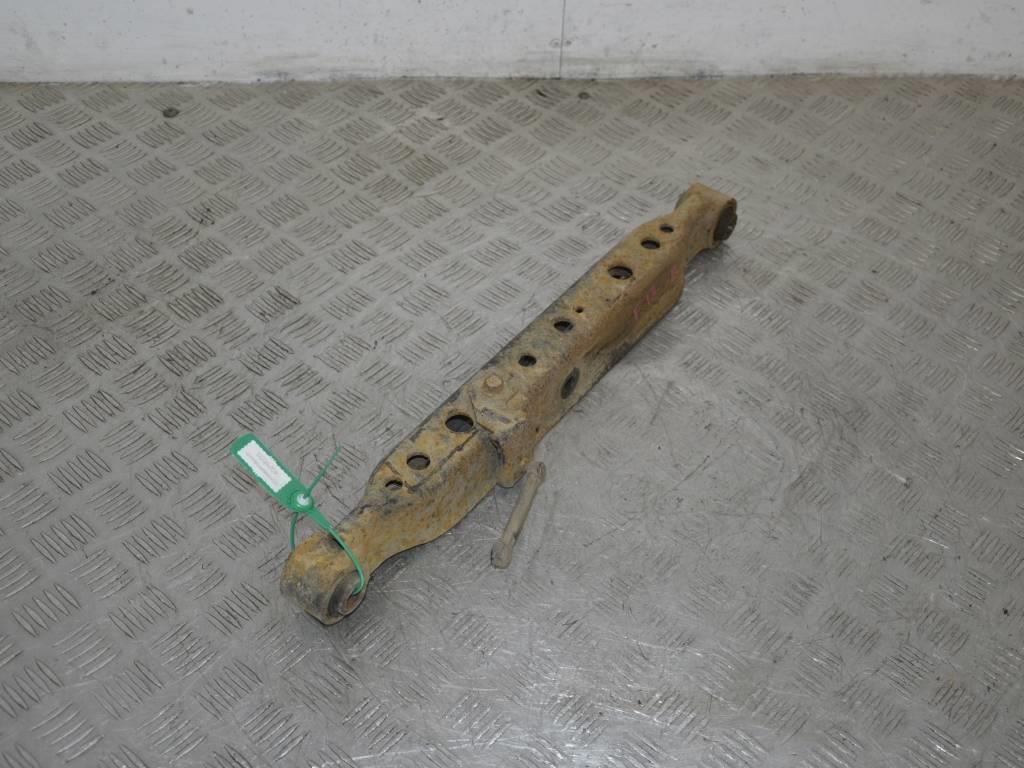 Рычаг задний правый