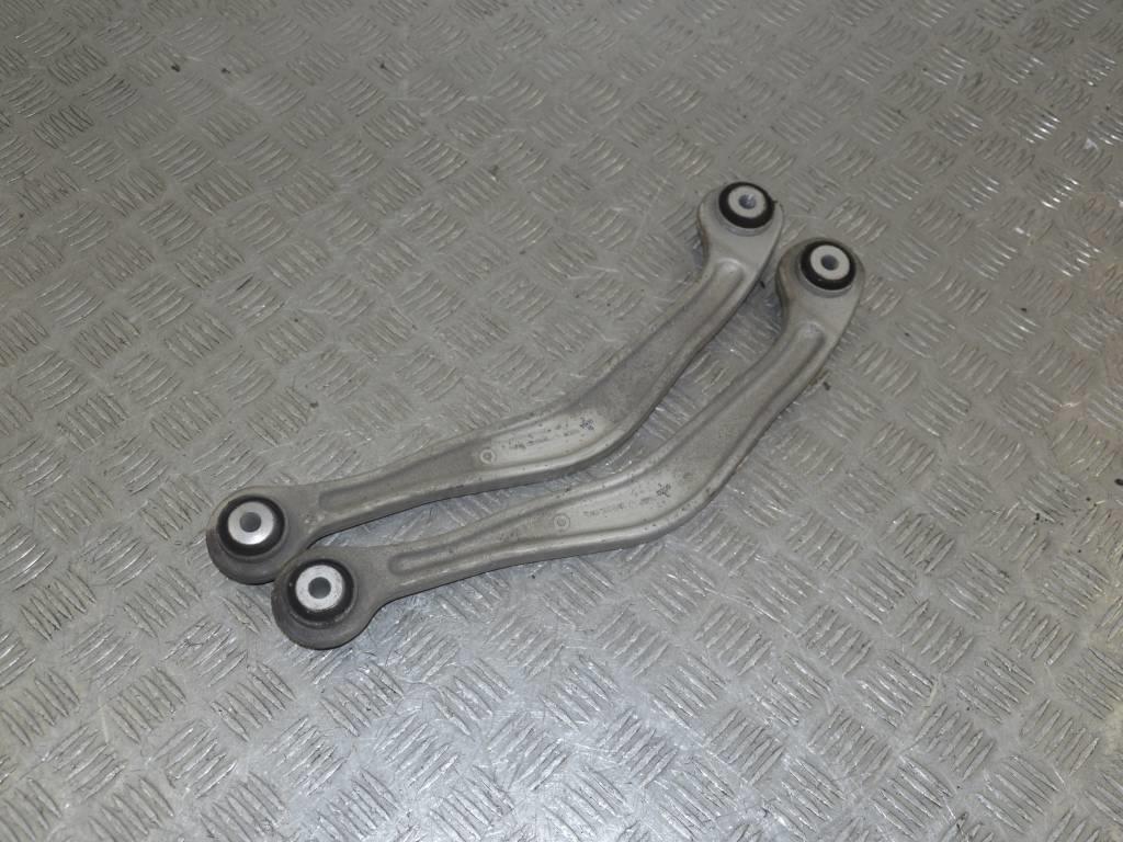 Рычаг задний