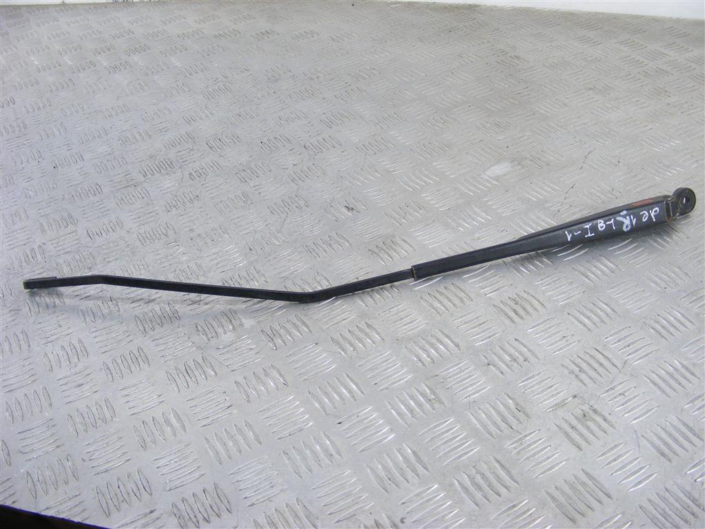 Щеткодержатель (поводок стеклоочистителя, дворник)