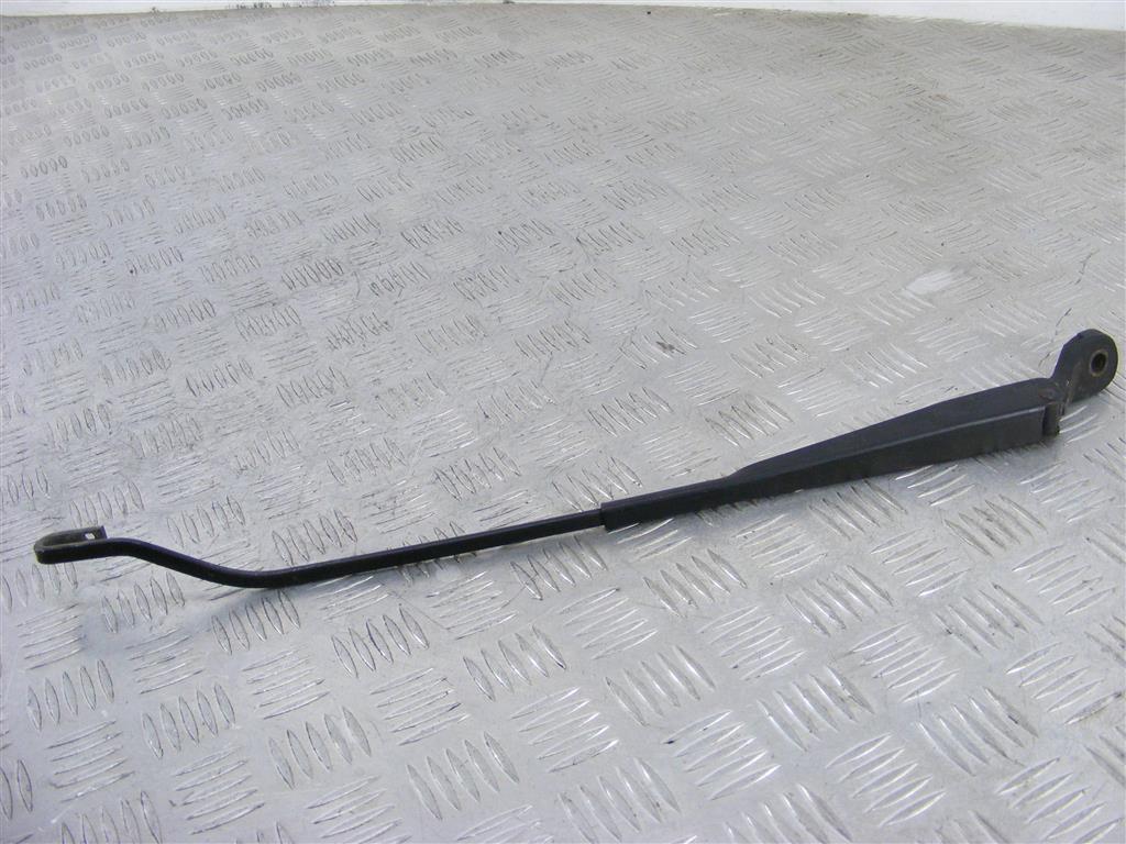 Щеткодержатель (поводок стеклоочистителя, дворник) Renault Megane 1 (1996-2002) 7700834482