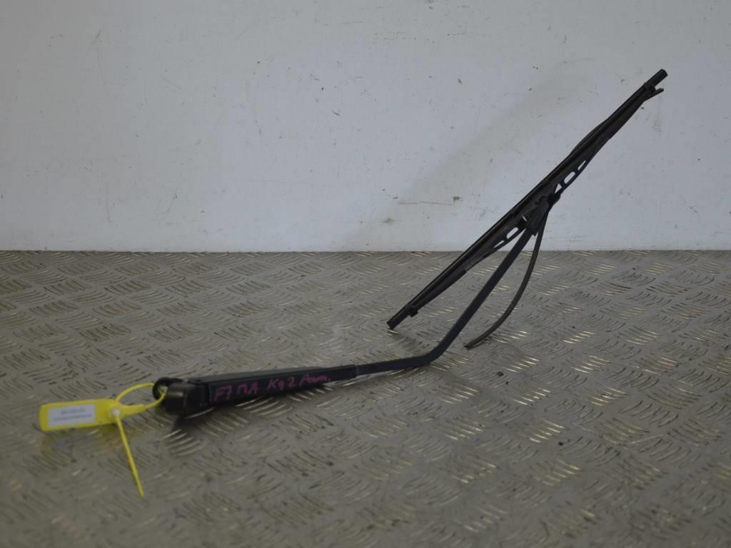 Щеткодержатель задний