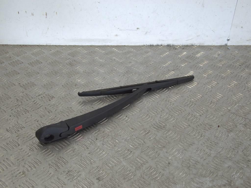 Щеткодержатель задний