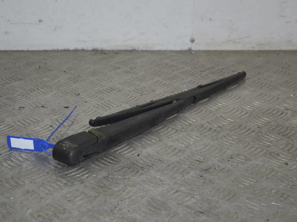 Щеткодержатель задний