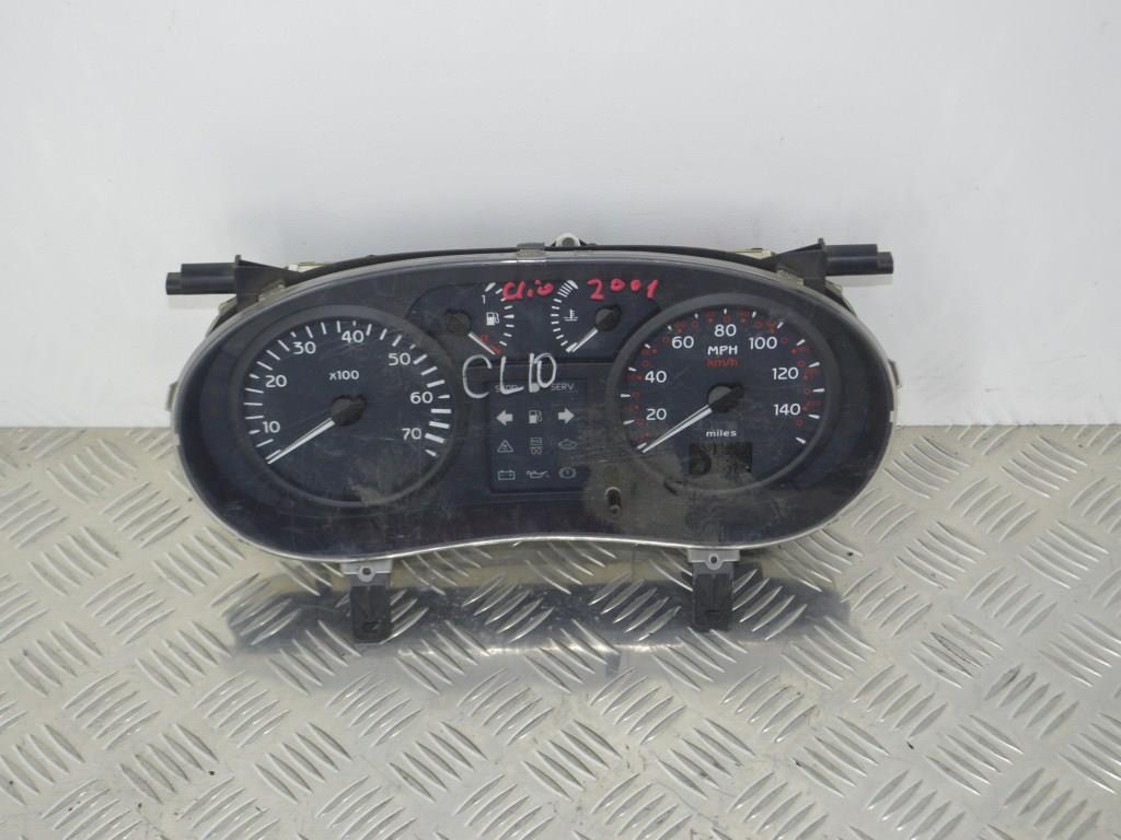 Щиток приборов (приборная панель)