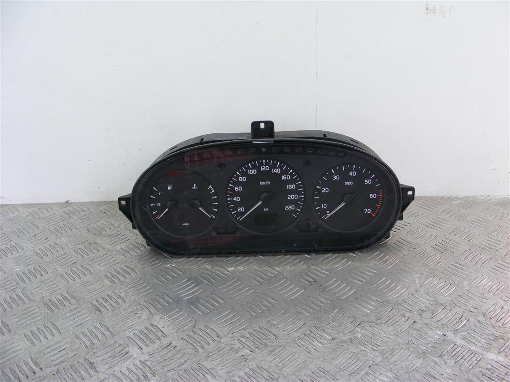 Щиток приборов (приборная панель) Renault Megane 1 (1996-2002) 215781612