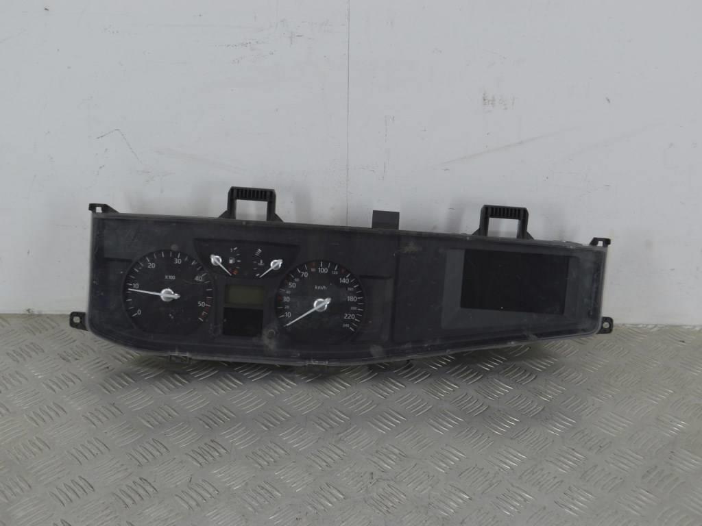 Щиток приборов (приборная панель) Renault Vel Satis (2001-2009) 8200263368, 8200001376B