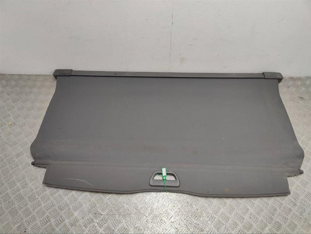 Шторка багажника