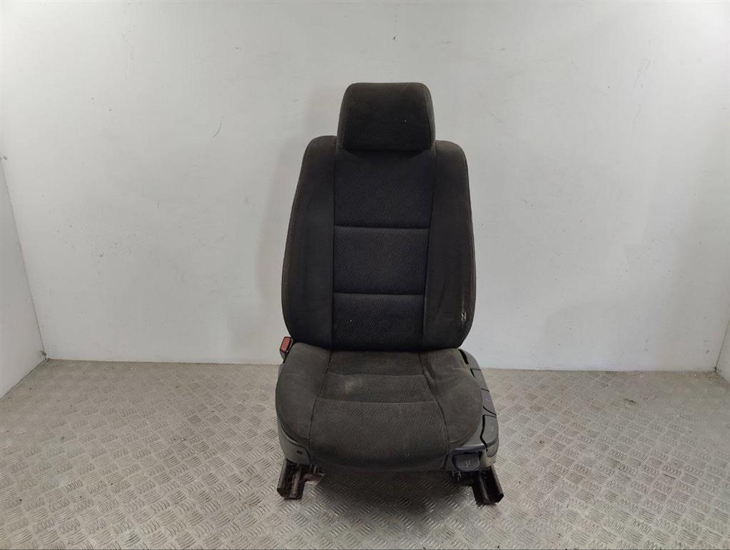 Сиденье переднее левое