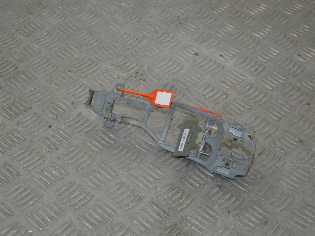 Скелет ручки наружной передней правой