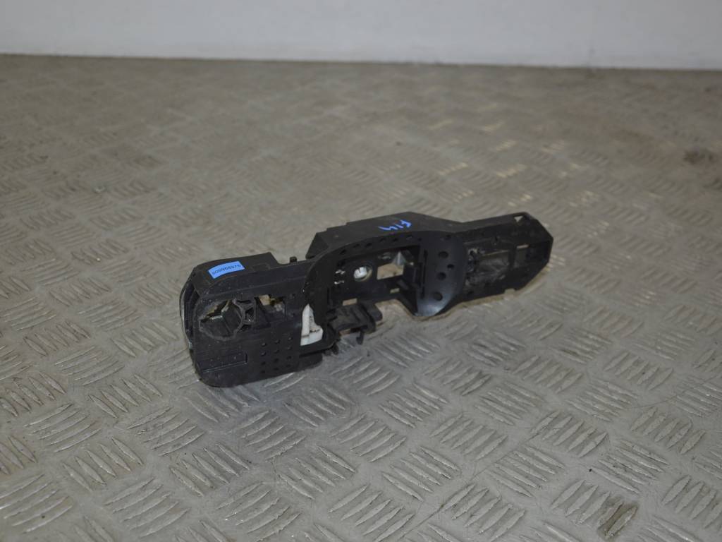 Скелет ручки наружной передней правой