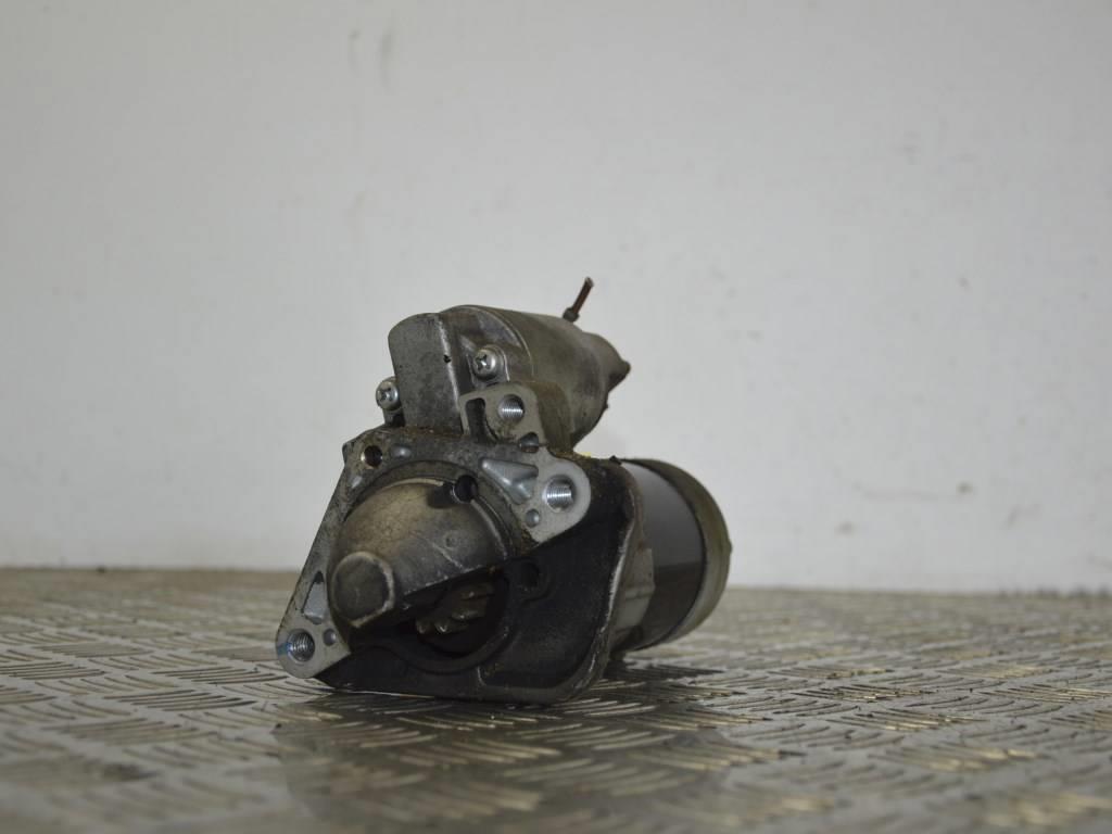 Стартер Renault Scenic 2 (2003-2009) 8200584675, M000T87881
