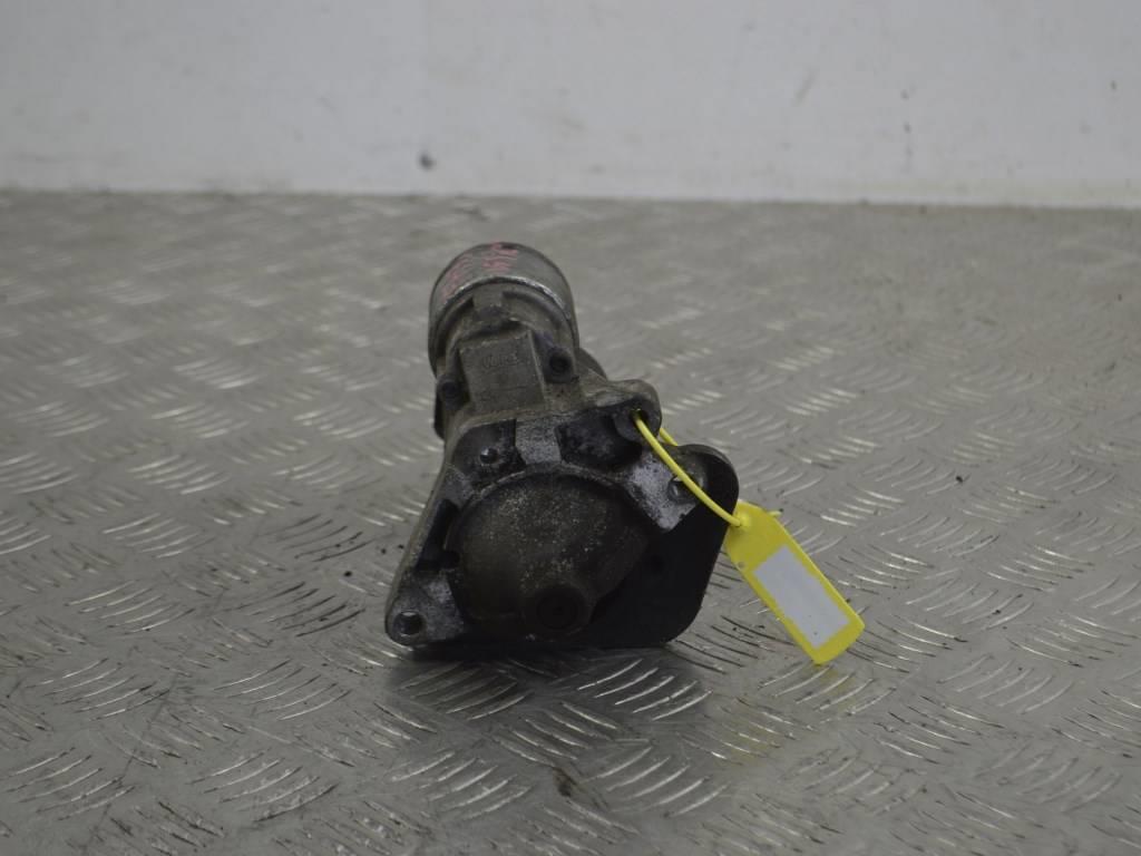 Стартер Renault Scenic 2 (2003-2009) 8200836473