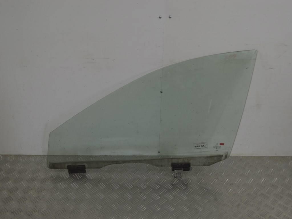Стекло двери передней левой Peugeot 607 (2000-2009)