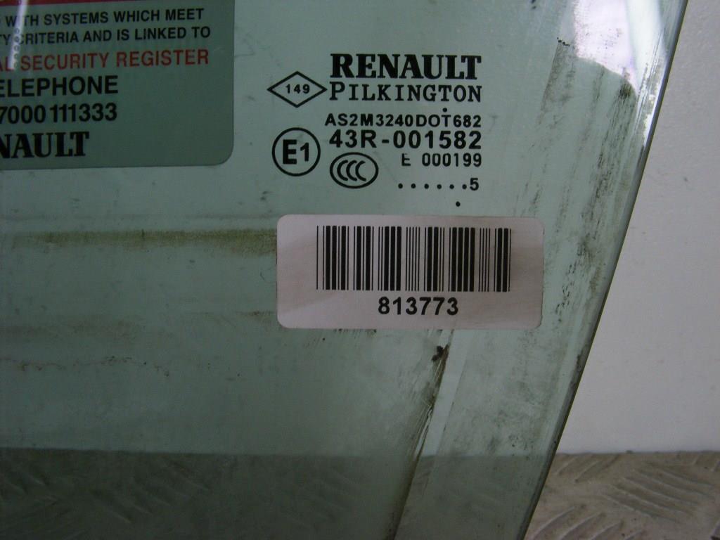 Стекло двери передней левой Renault Laguna 2 (2001-2007)