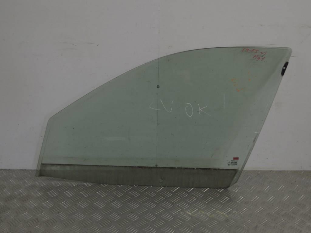 Стекло двери передней левой Renault Megane 1 (1996-2002)
