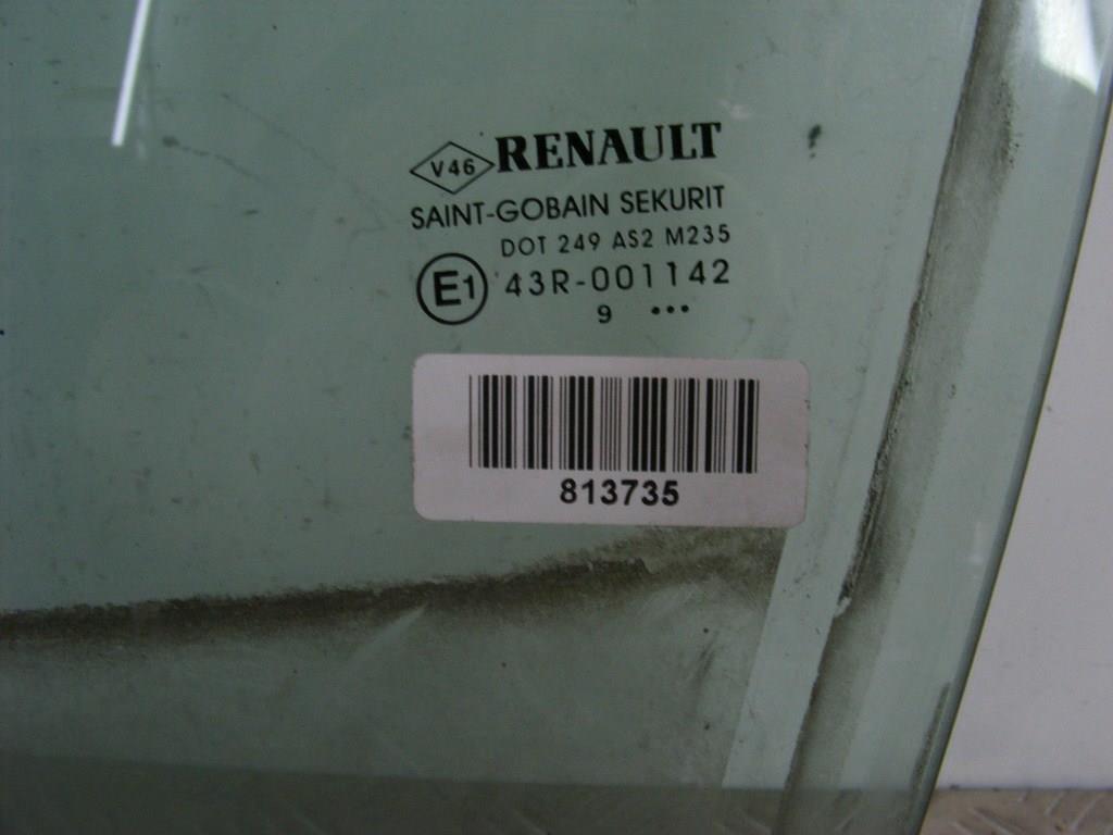 Стекло двери передней левой Renault Megane 3 (2008-2019)