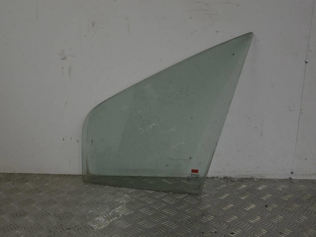 Стекло двери передней левой