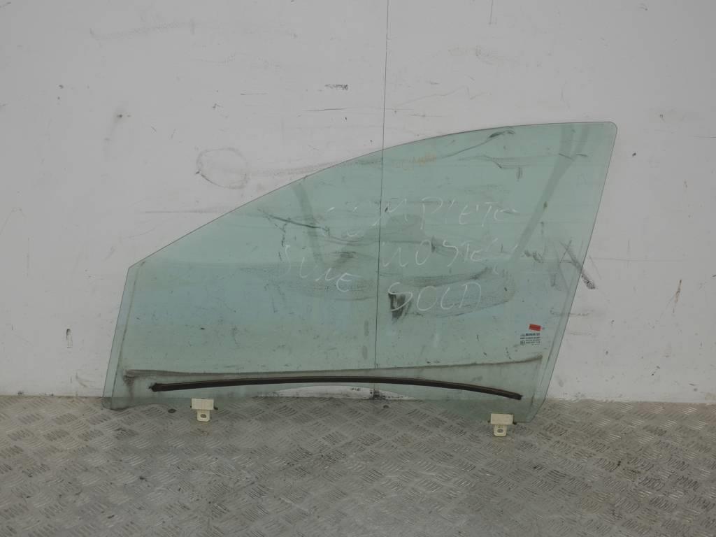 Стекло двери передней левой